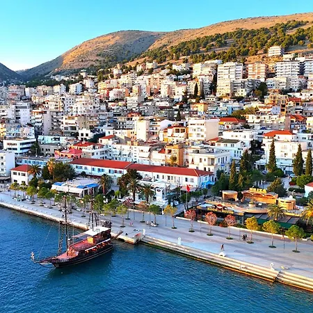 Janosh Front Line In Διαμέρισμα