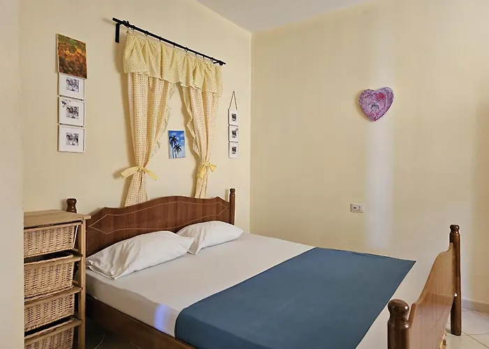 Apartment Janosh Front Line In *