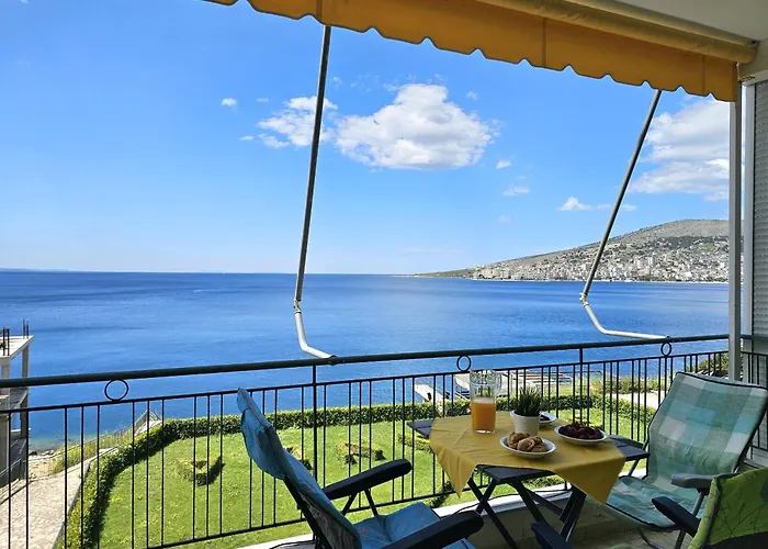 Apartment Janosh Front Line In *