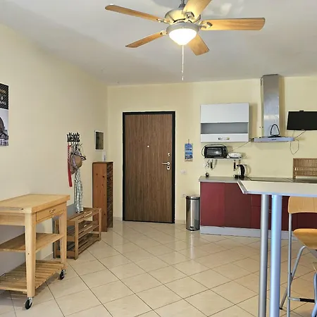 Janosh Front Line In * Sarandë