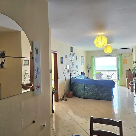 Janosh Front Line In Apartment