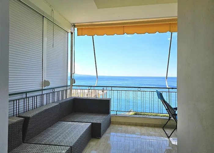 Janosh Front Line In Sarandë