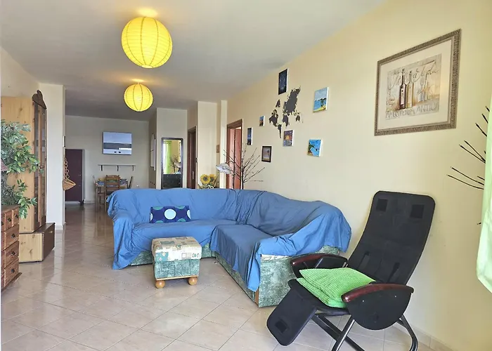 Janosh Front Line In Sarandë